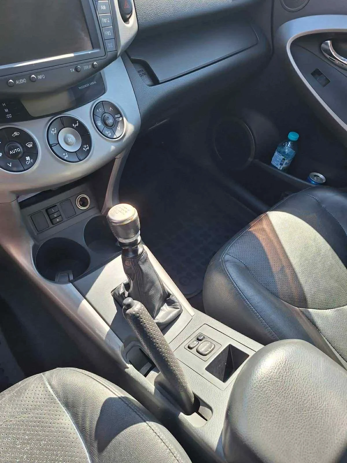 Toyota Rav4 2.2* D4D* 136 - изображение 9