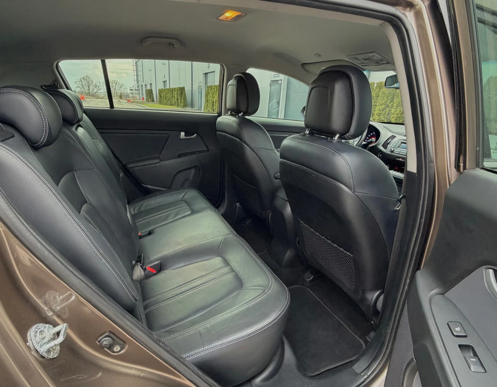 Kia Sportage 2.0 CRDI 4x4  | Mobile.bg � ����������� 11