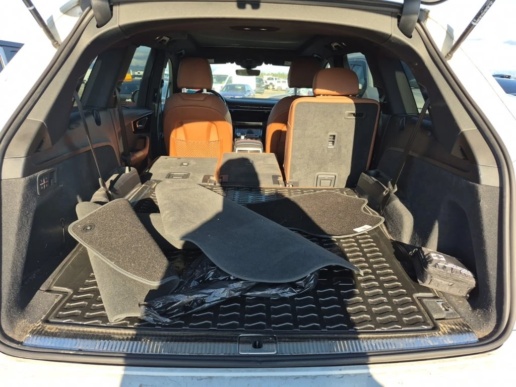 Audi Q7  / PROGRESSIV / DISTRONIC / ��������� / CARFAX | Mobile.bg � ����������� 15