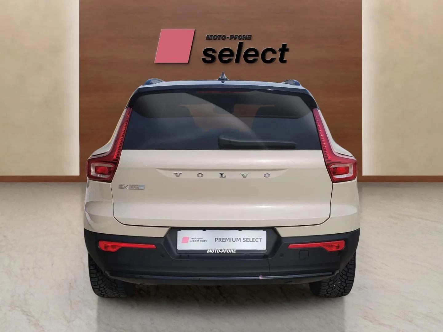 Volvo EX40 Single motor - изображение 6