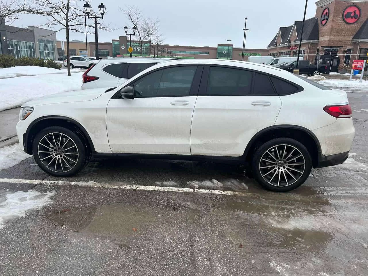 Mercedes-Benz GLC 300 COUPE * CARFAX * ПОДГРЕВИ* ШИБЕДАХ - изображение 3