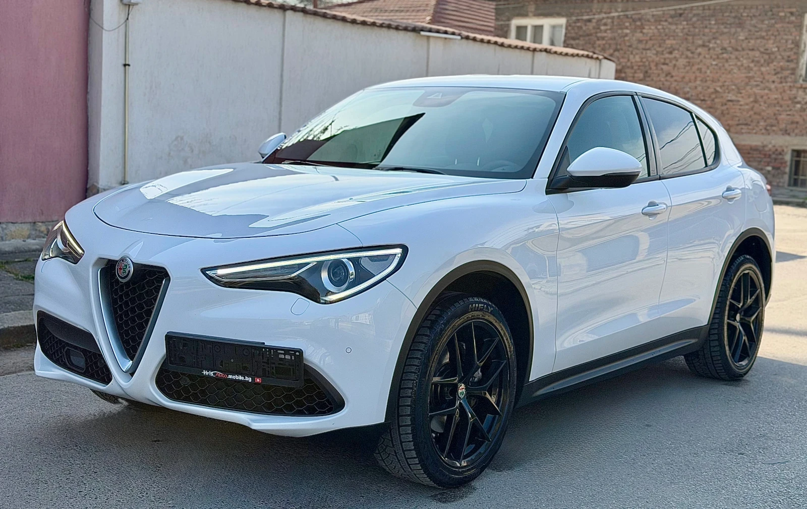 Alfa Romeo Stelvio 2.0 Sport Q4 Внос Швейцария, снимка 2 - Автомобили и джипове - 53708637
