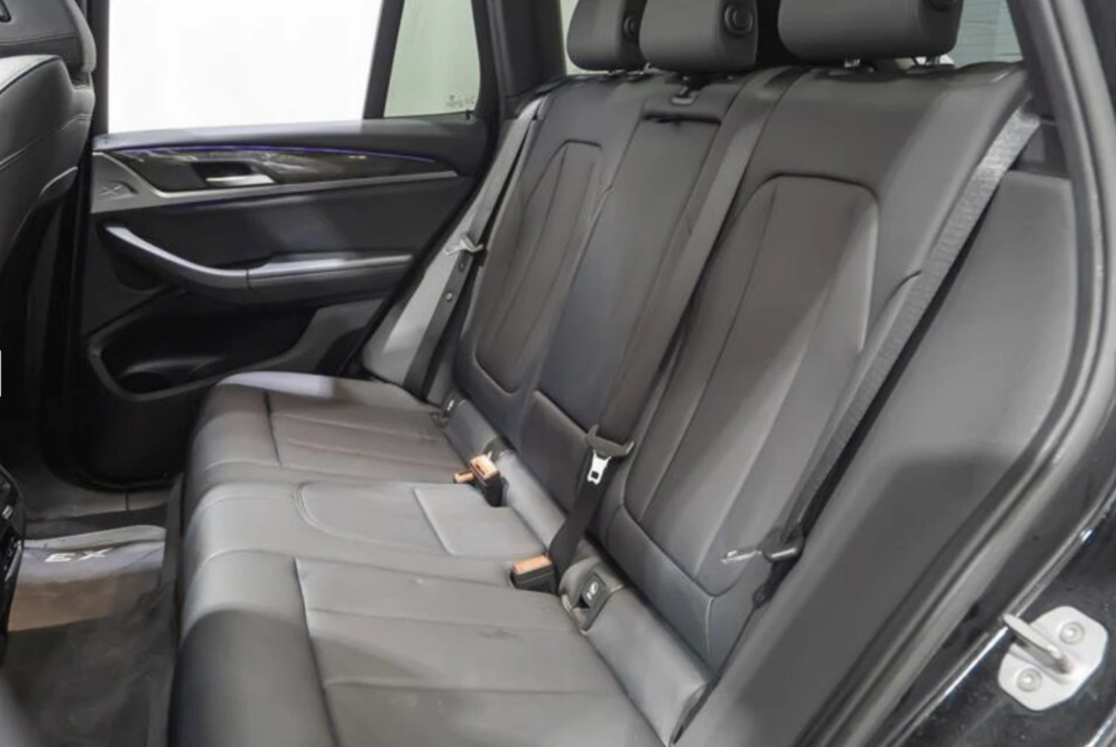 BMW X3 30i* Ambient* Pano* Автофинансиране, снимка 13 - Автомобили и джипове - 53784197