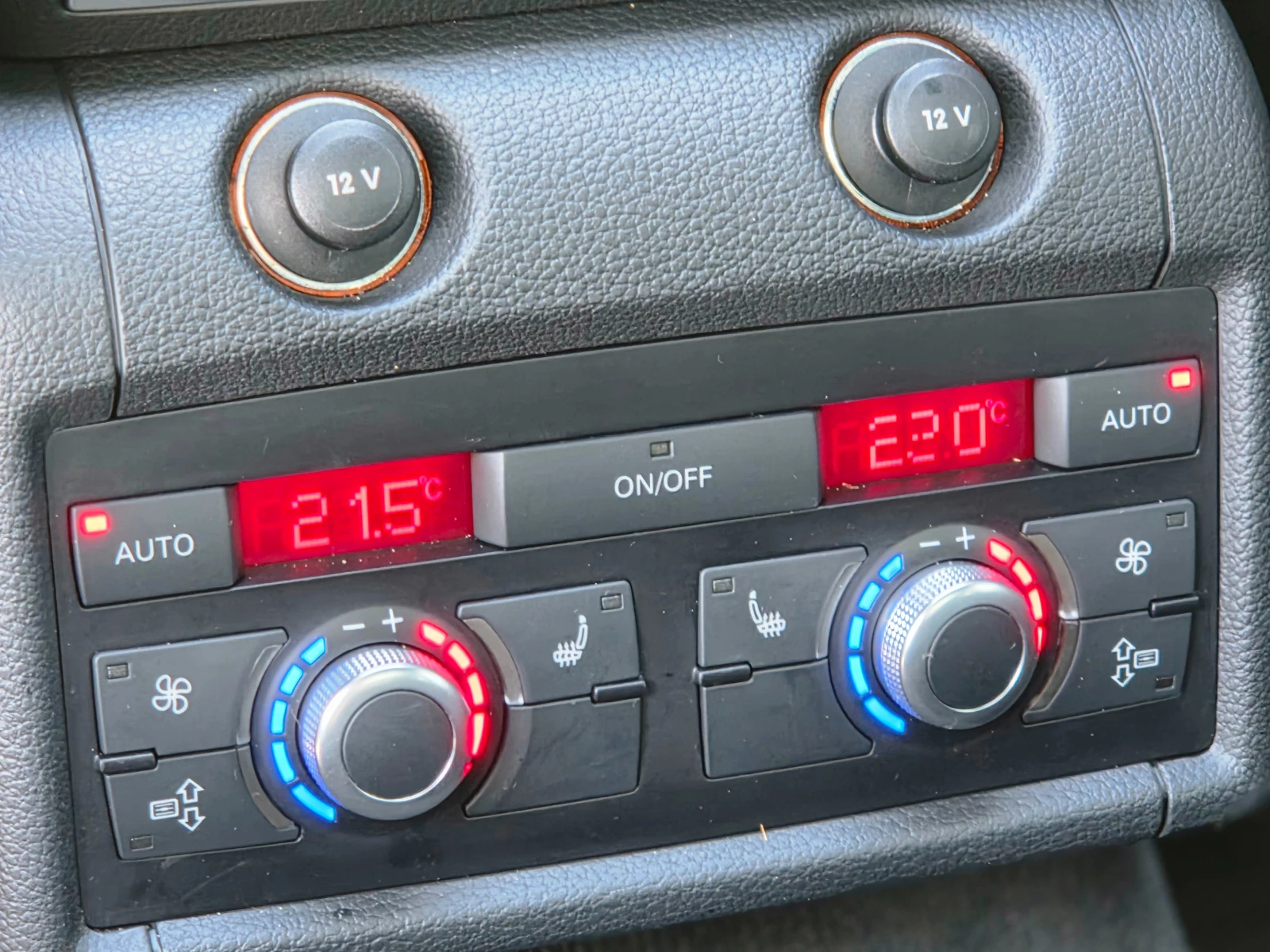 Audi Q7 4.2 TDI 3хS-Line , Panorama, Keyless, 6+ 1, снимка 10 - Автомобили и джипове - 53818621