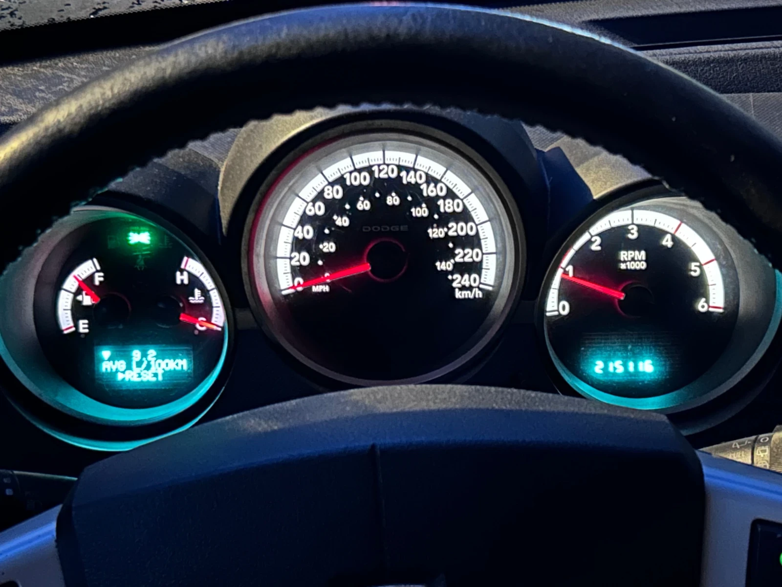 Dodge Nitro 2.8 CRD VM 4x4, снимка 6 - Автомобили и джипове - 53955956