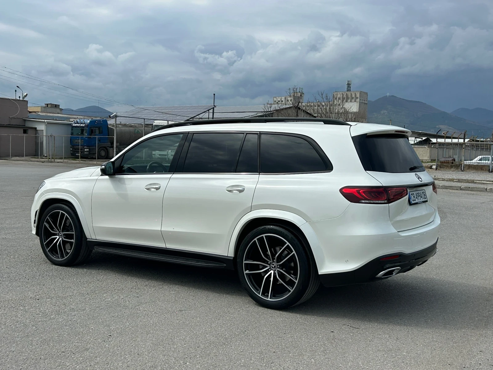 Mercedes-Benz GLS 400 d AMG Line 3xTV Pano/Burmester/Head-up FULL, снимка 7 - Автомобили и джипове - 54175232