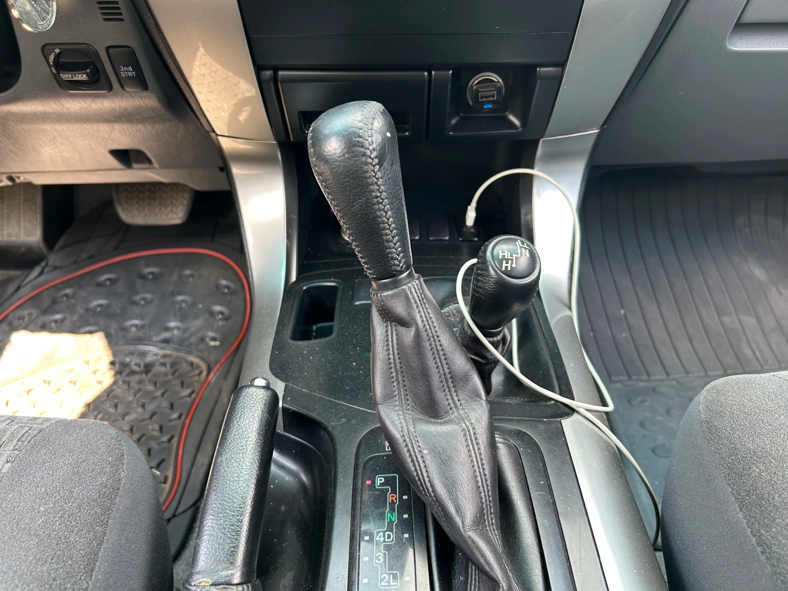 Toyota Land cruiser 3.0 120, снимка 12 - Автомобили и джипове - 54789162