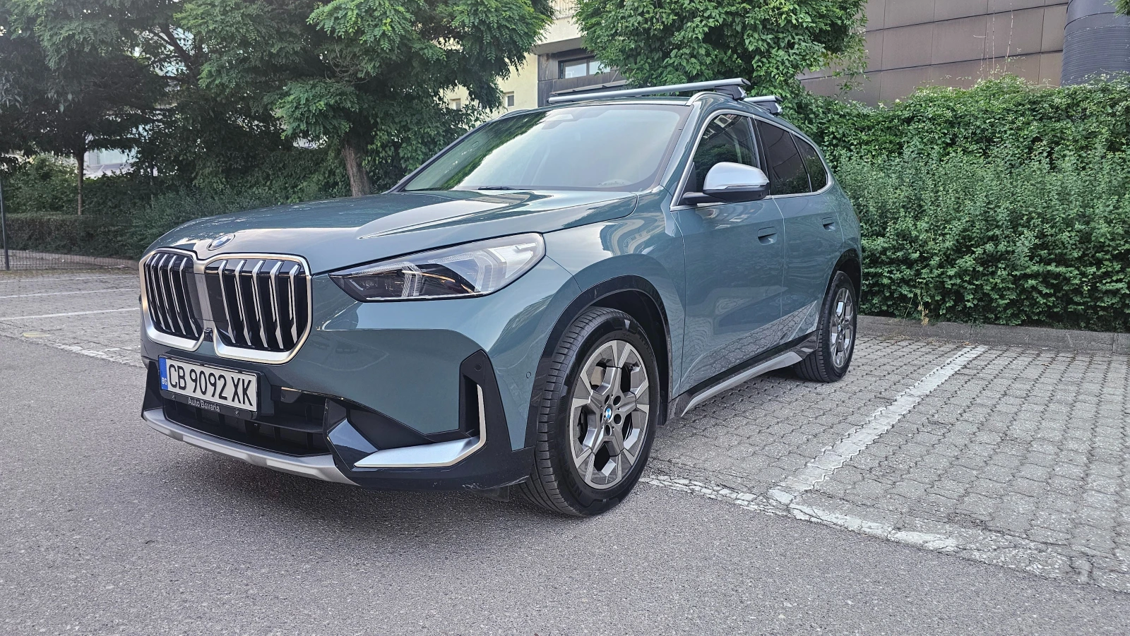 BMW X1 xDrive20d пакет xLine