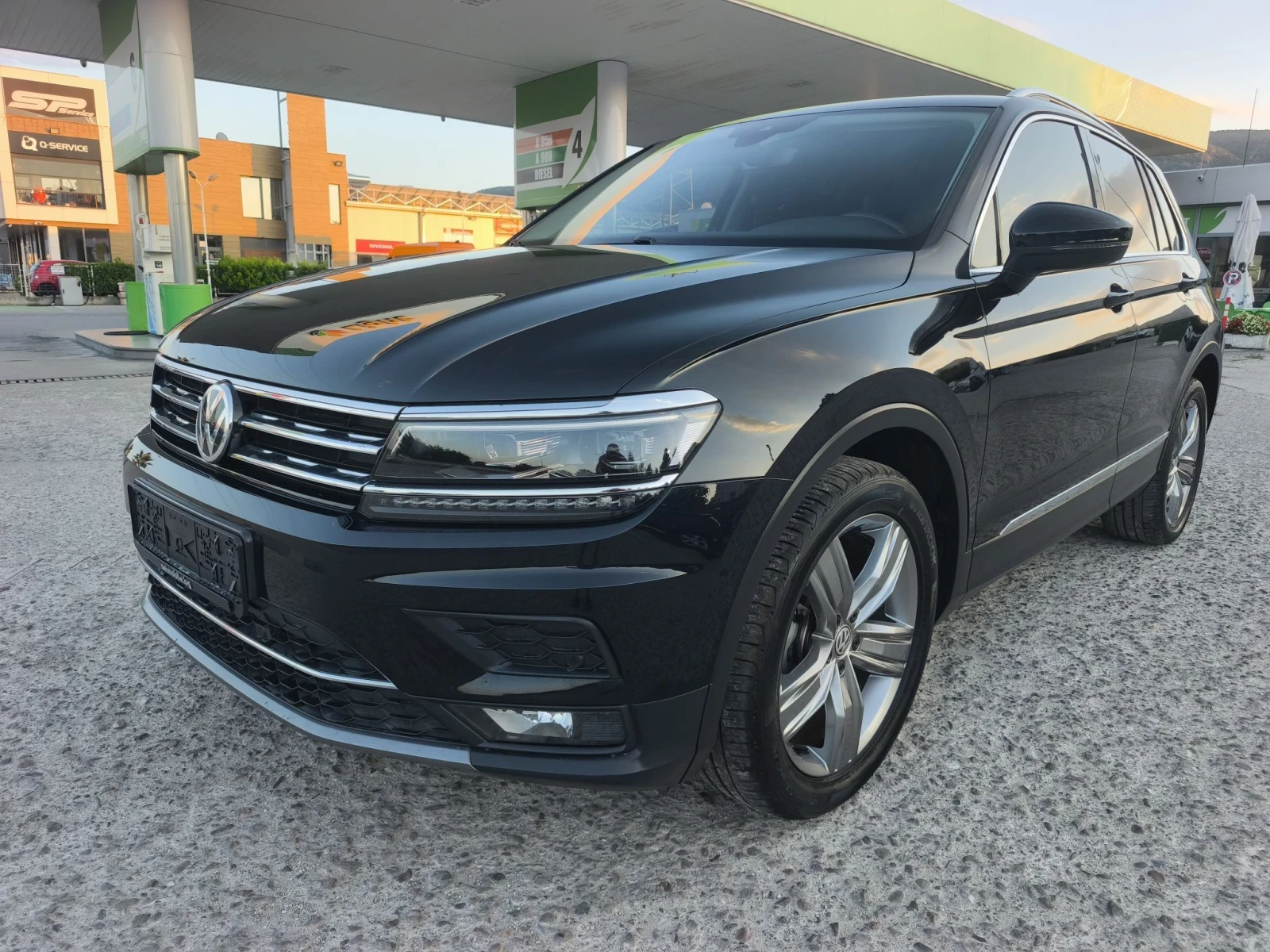 VW Tiguan 2.0TDI HIGH LINE FULL SERVICE NEW !!!