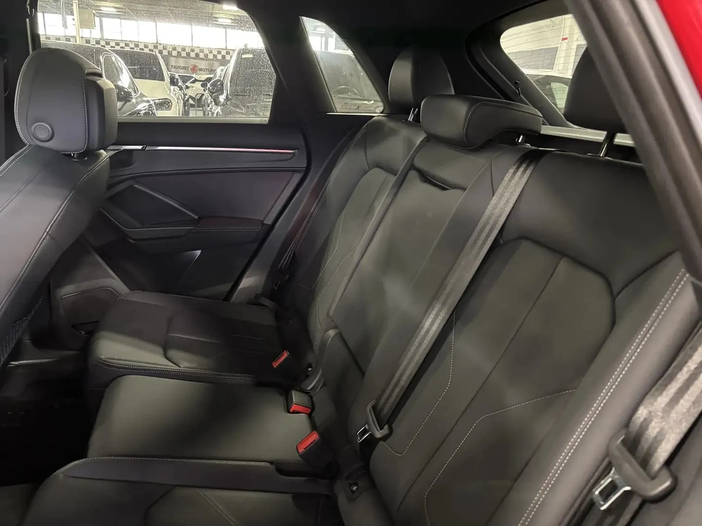 Audi Q3 TECHNIK S LINE ЦЕНА ДО БЪЛГАРИЯ АВТОКРЕДИТ, снимка 16 - Автомобили и джипове - 55779273