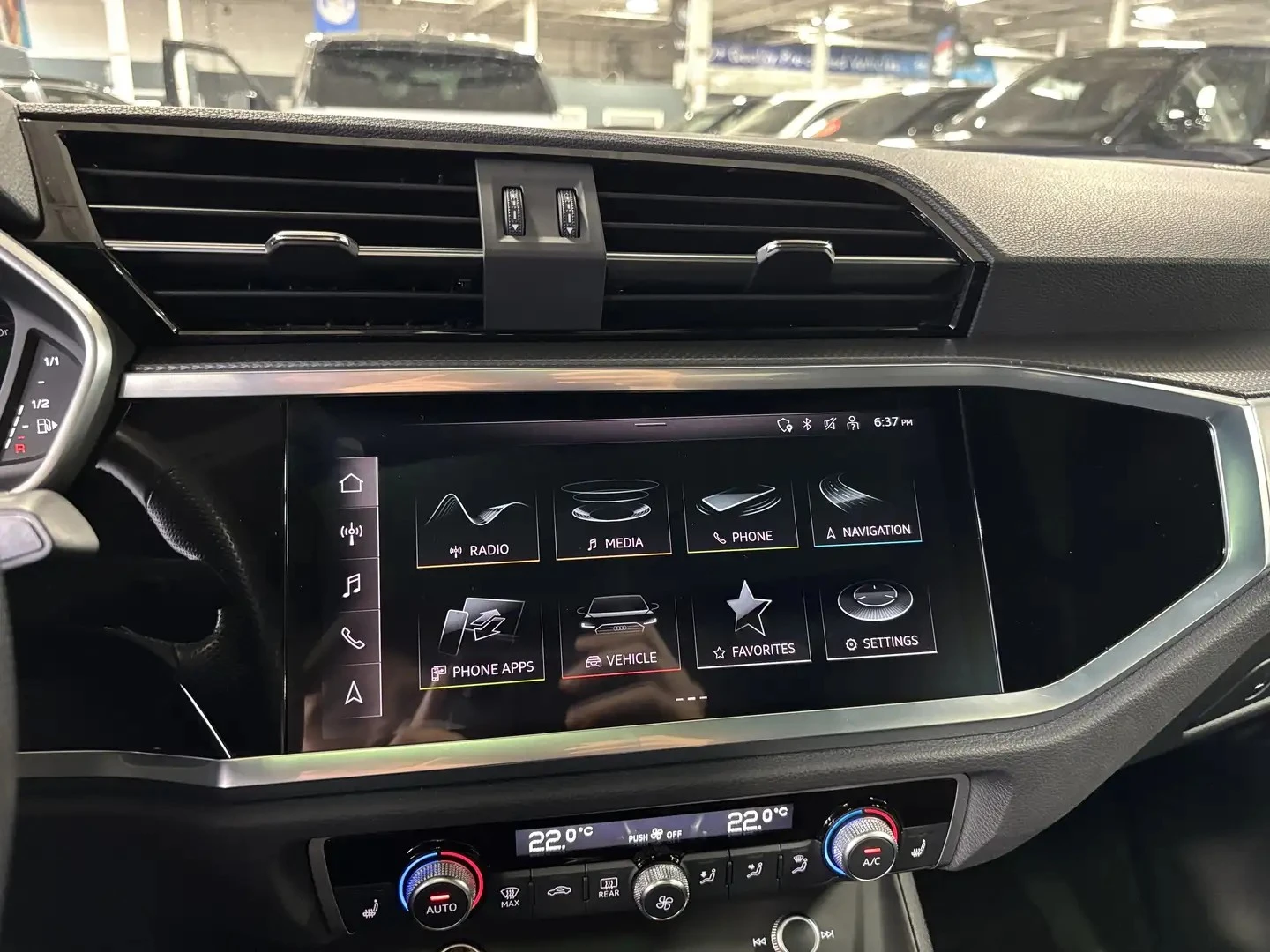 Audi Q3 TECHNIK S LINE ЦЕНА ДО БЪЛГАРИЯ АВТОКРЕДИТ, снимка 11 - Автомобили и джипове - 55779273