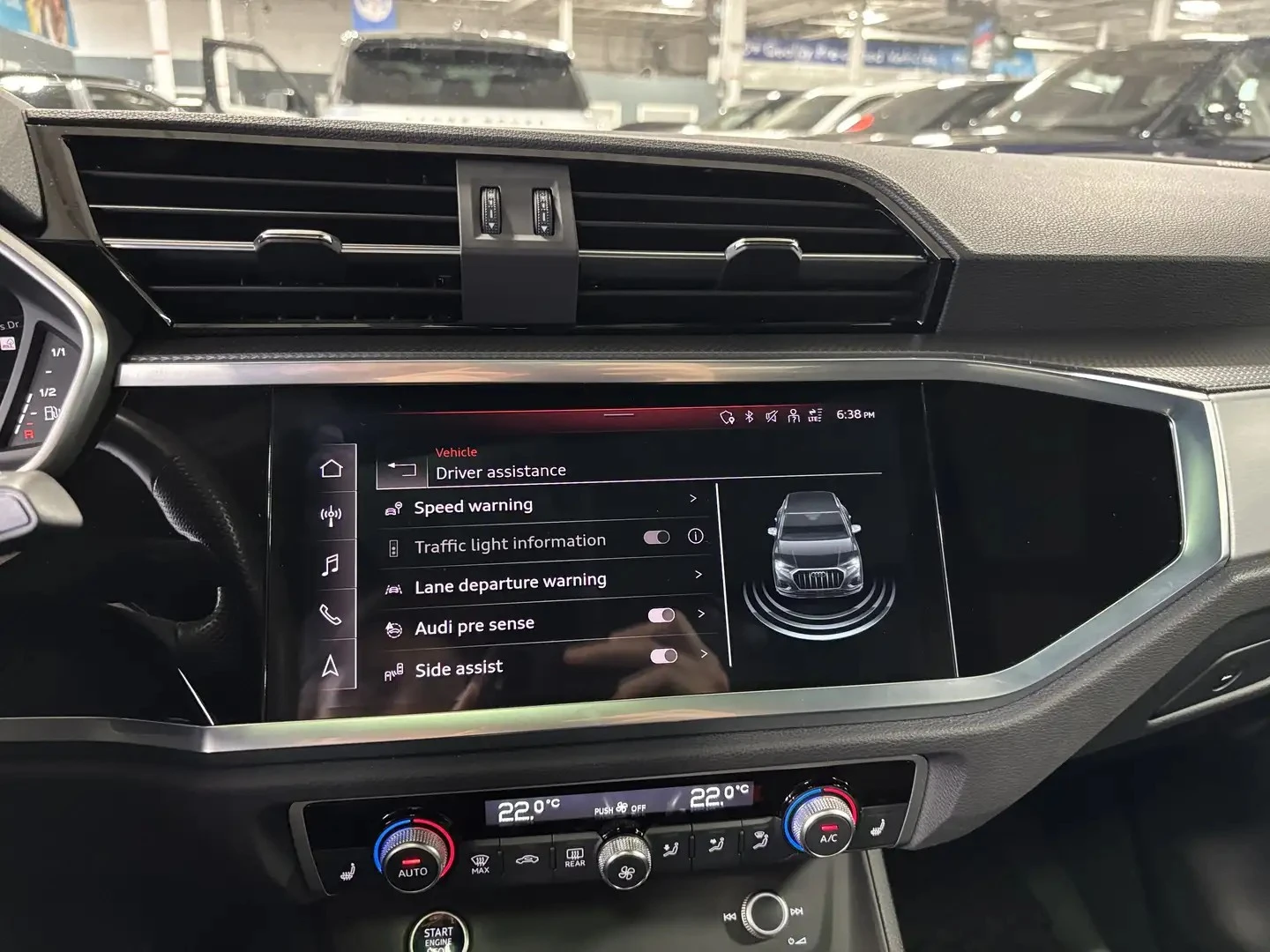 Audi Q3 TECHNIK S LINE ЦЕНА ДО БЪЛГАРИЯ АВТОКРЕДИТ, снимка 14 - Автомобили и джипове - 55779273