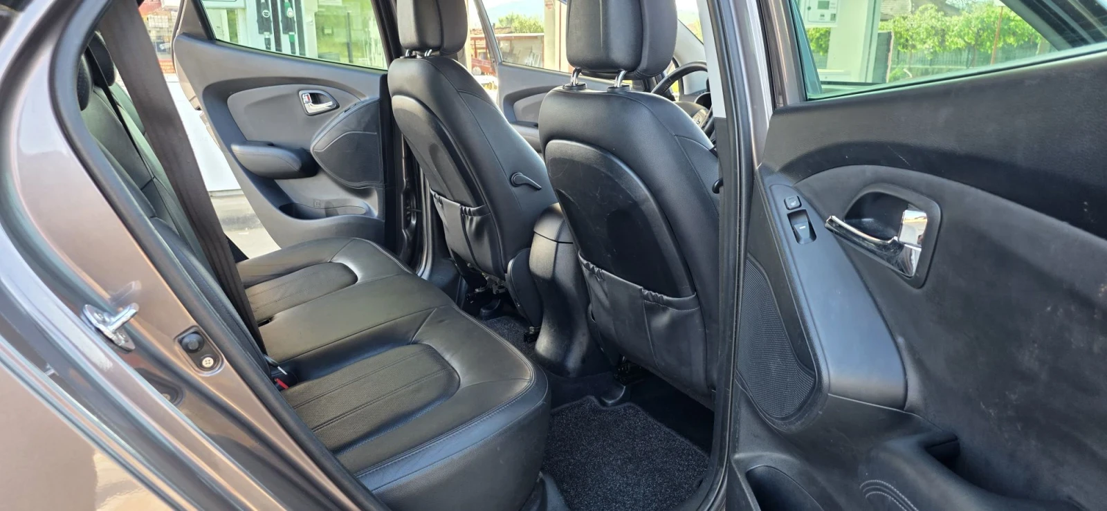 Hyundai IX35 1.7 crdi, снимка 12 - Автомобили и джипове - 55883866