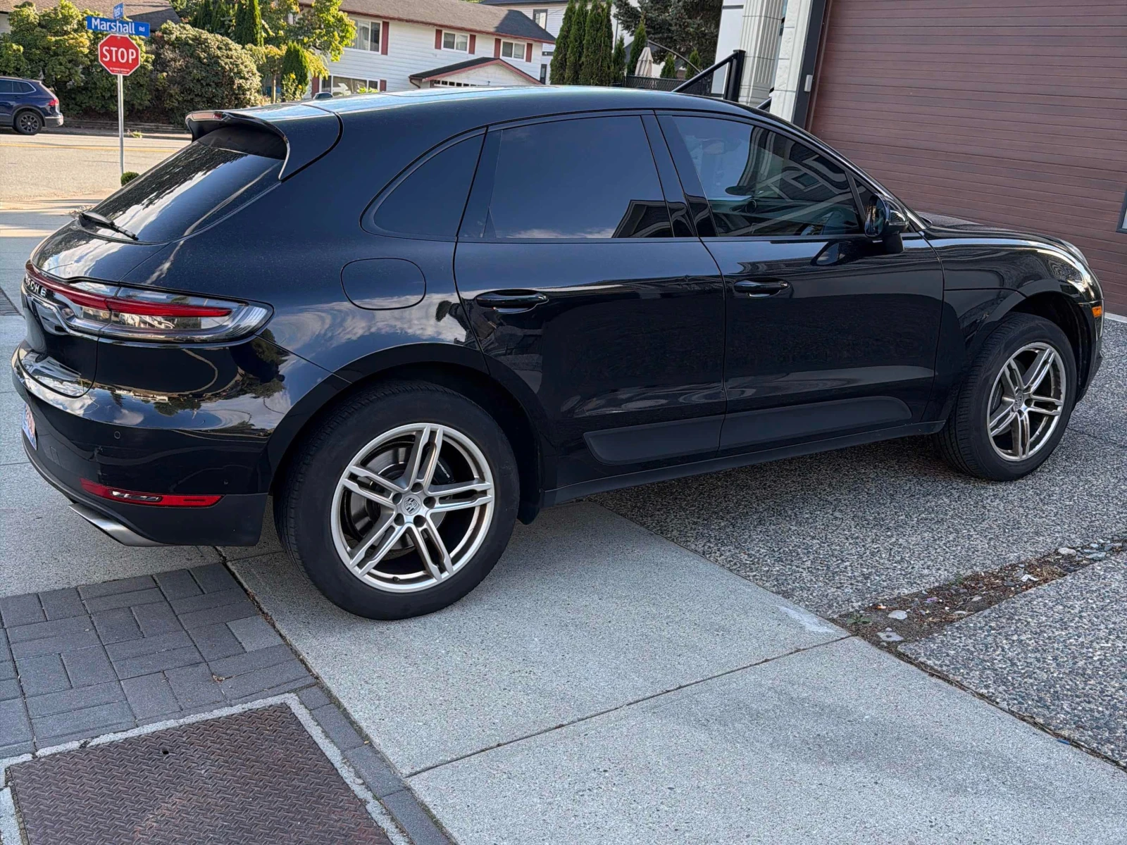Porsche Macan * AWD * CARFAX * БЕЗ ПЪРВОНАЧАЛНА ВНОСКА, снимка 3 - Автомобили и джипове - 55986548