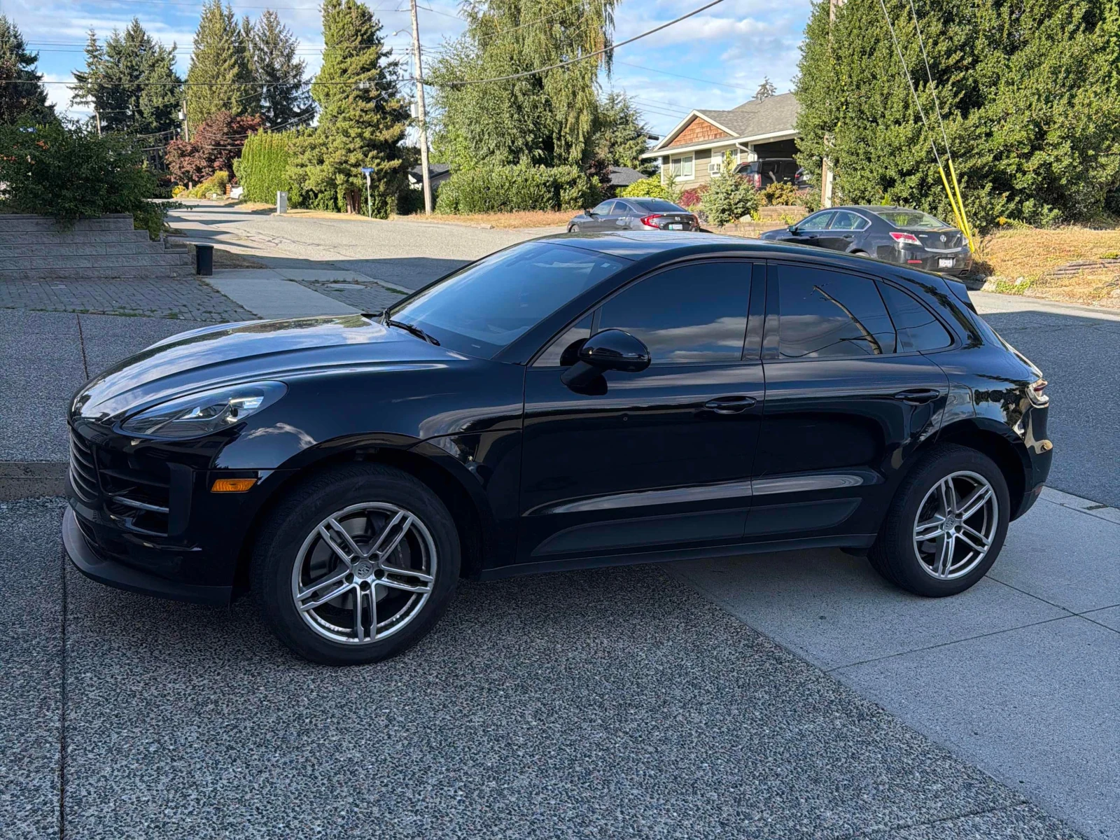 Porsche Macan * AWD * CARFAX * БЕЗ ПЪРВОНАЧАЛНА ВНОСКА, снимка 2 - Автомобили и джипове - 55986548
