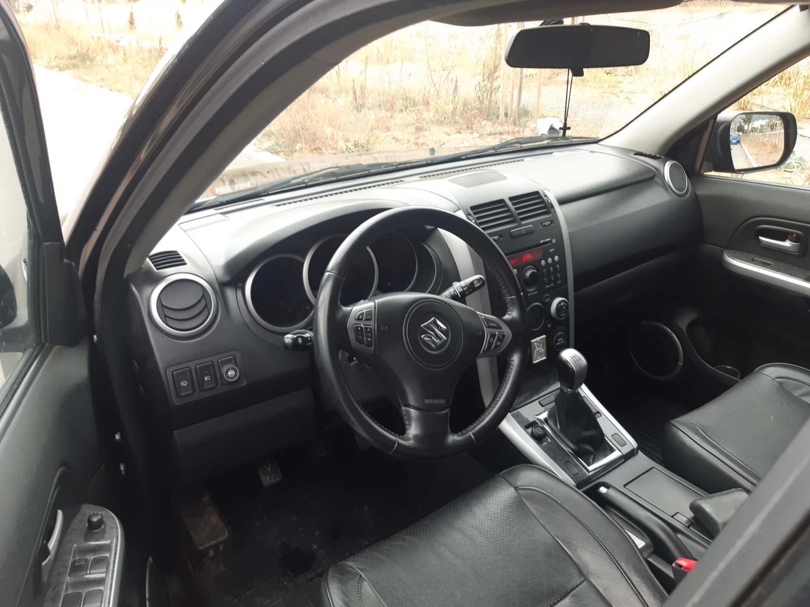 Suzuki Grand vitara, снимка 5 - Автомобили и джипове - 56275434