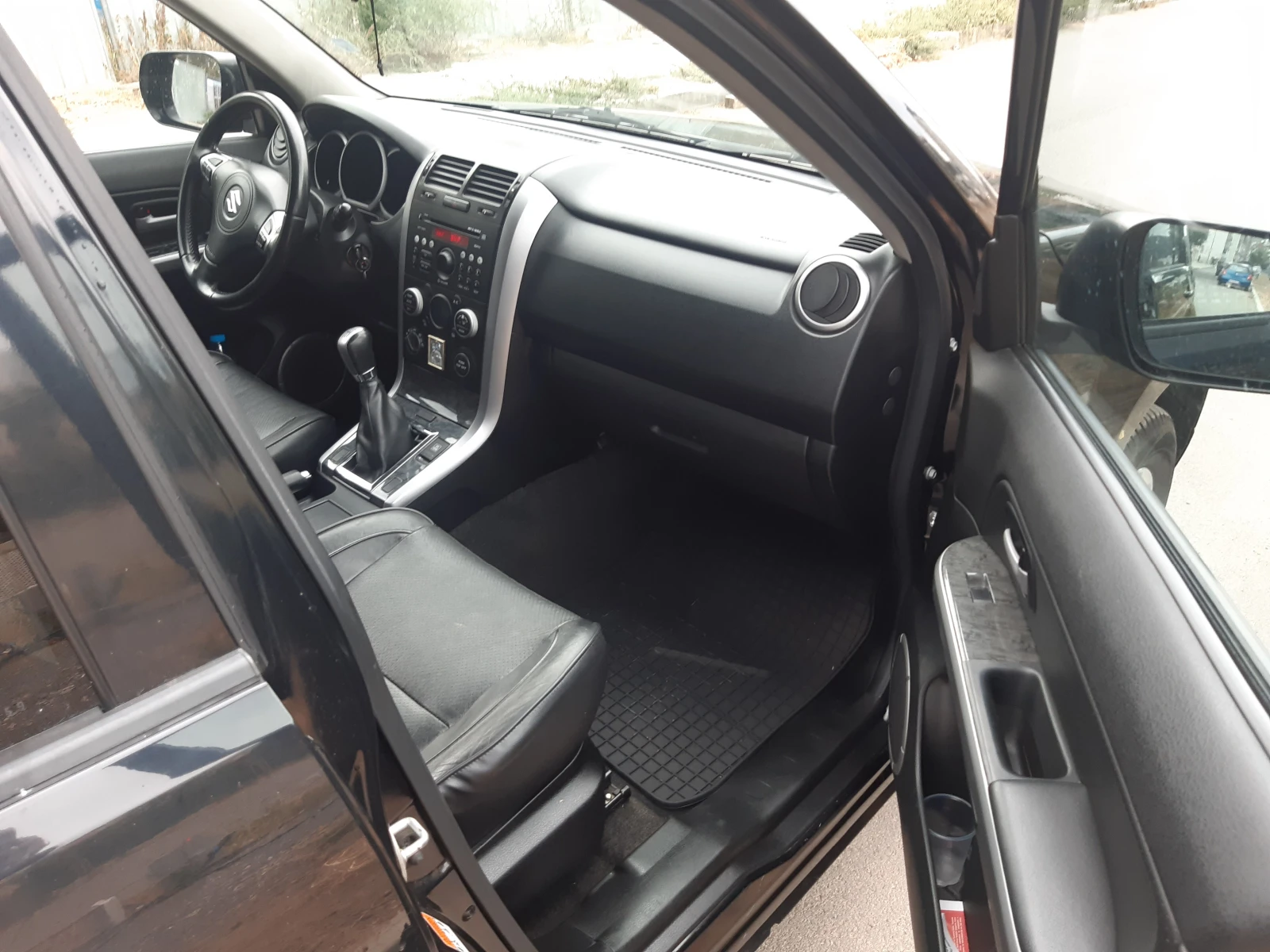 Suzuki Grand vitara, снимка 8 - Автомобили и джипове - 56275434