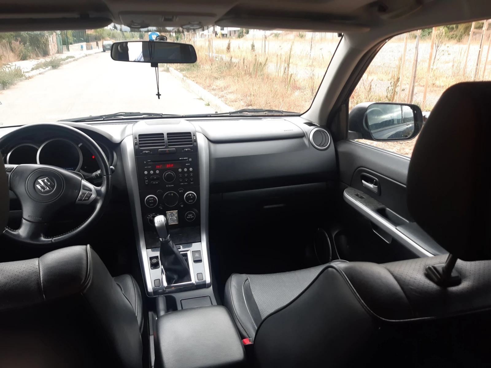 Suzuki Grand vitara, снимка 6 - Автомобили и джипове - 56275434