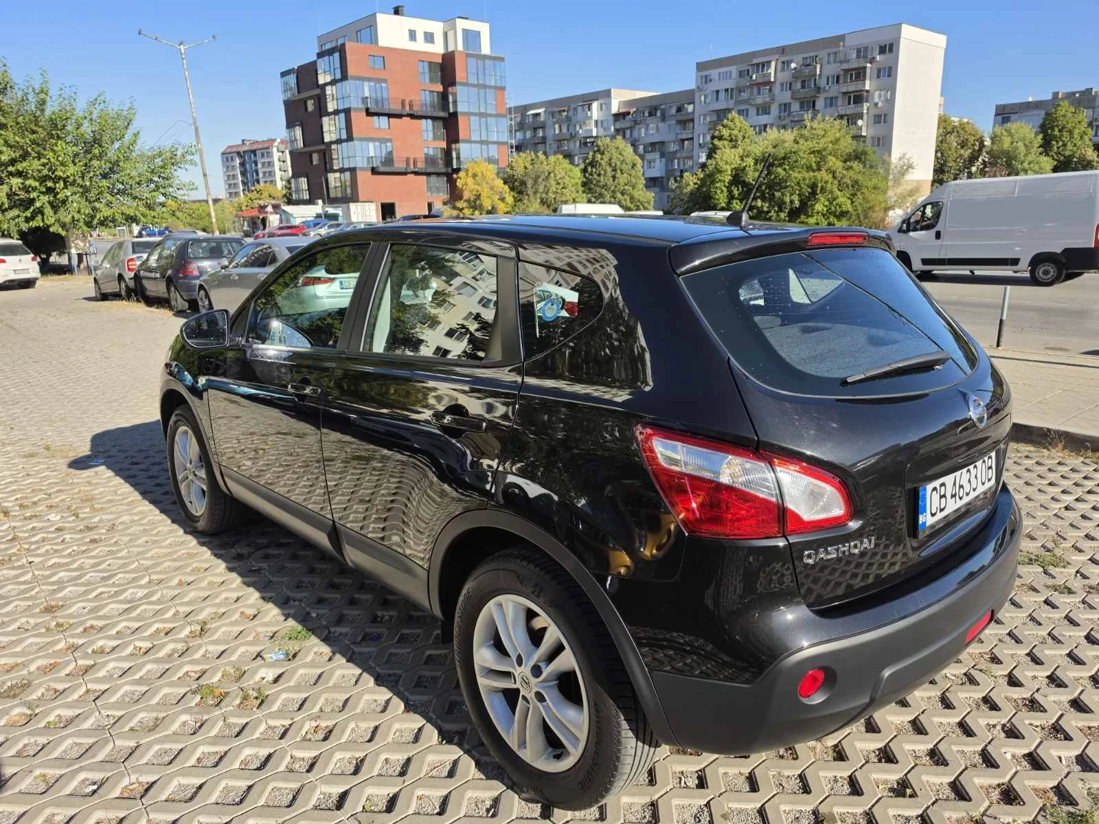 Nissan Qashqai Facelift, снимка 4 - Автомобили и джипове - 56417536