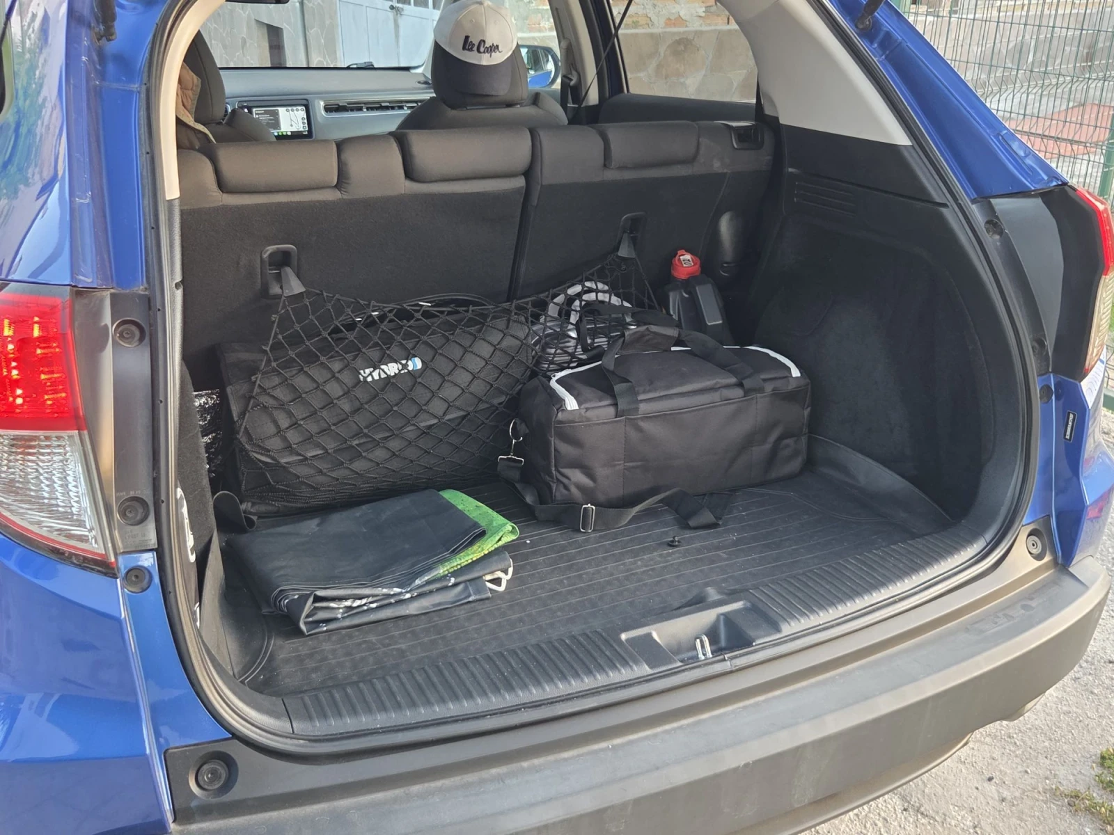 Honda Hr-v 1, 8  , 4х4 , снимка 11 - Автомобили и джипове - 56512748