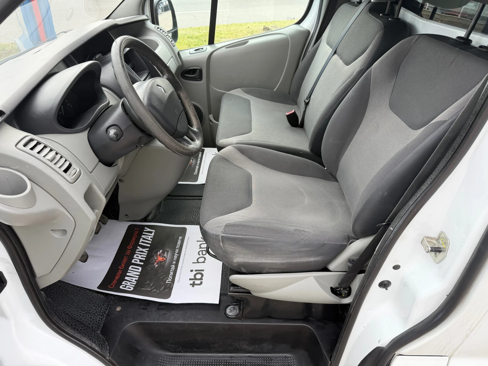 Renault Trafic DCI-115ps, снимка 7 - Бусове и автобуси - 54452087