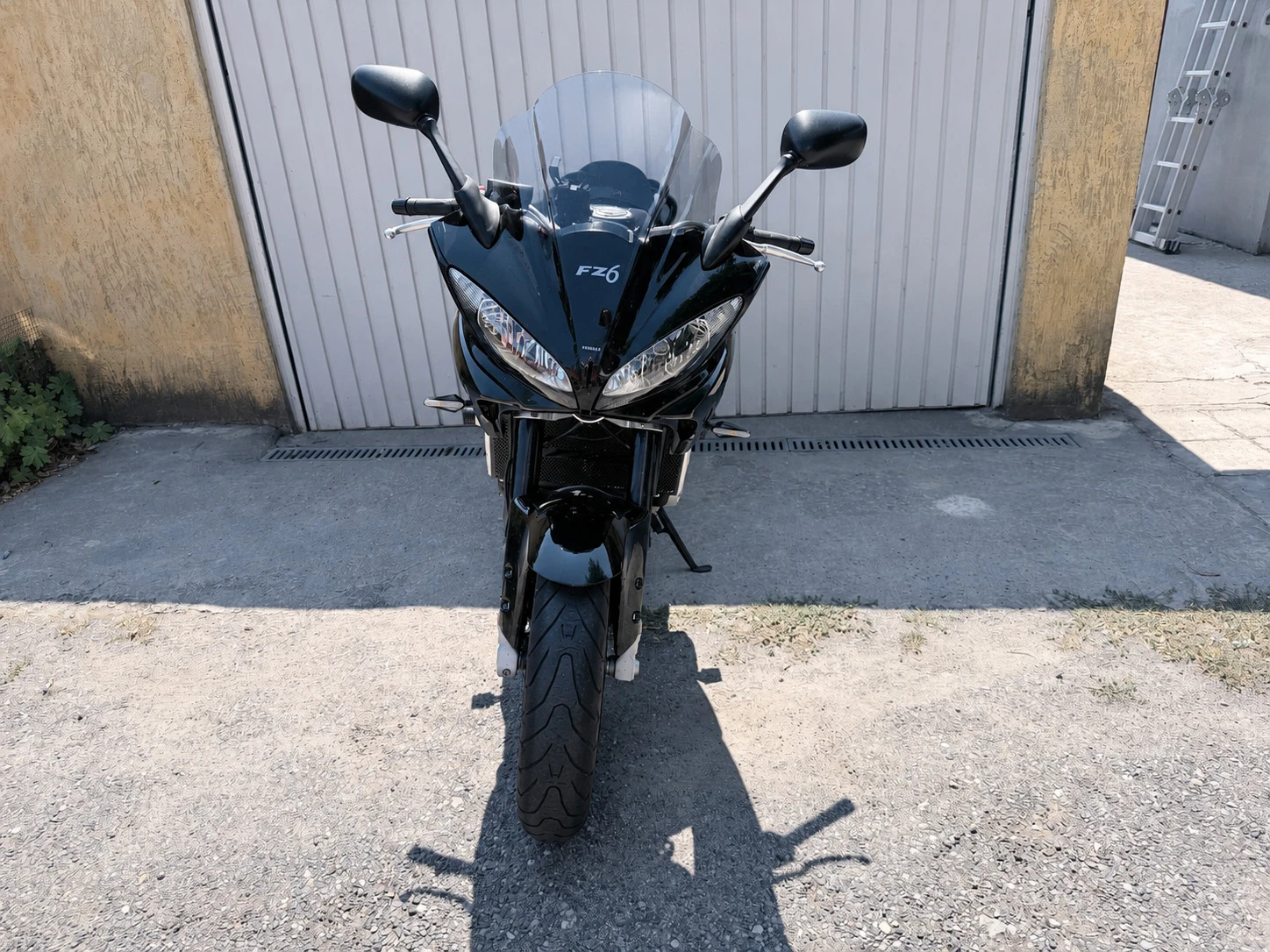 Yamaha FZ6