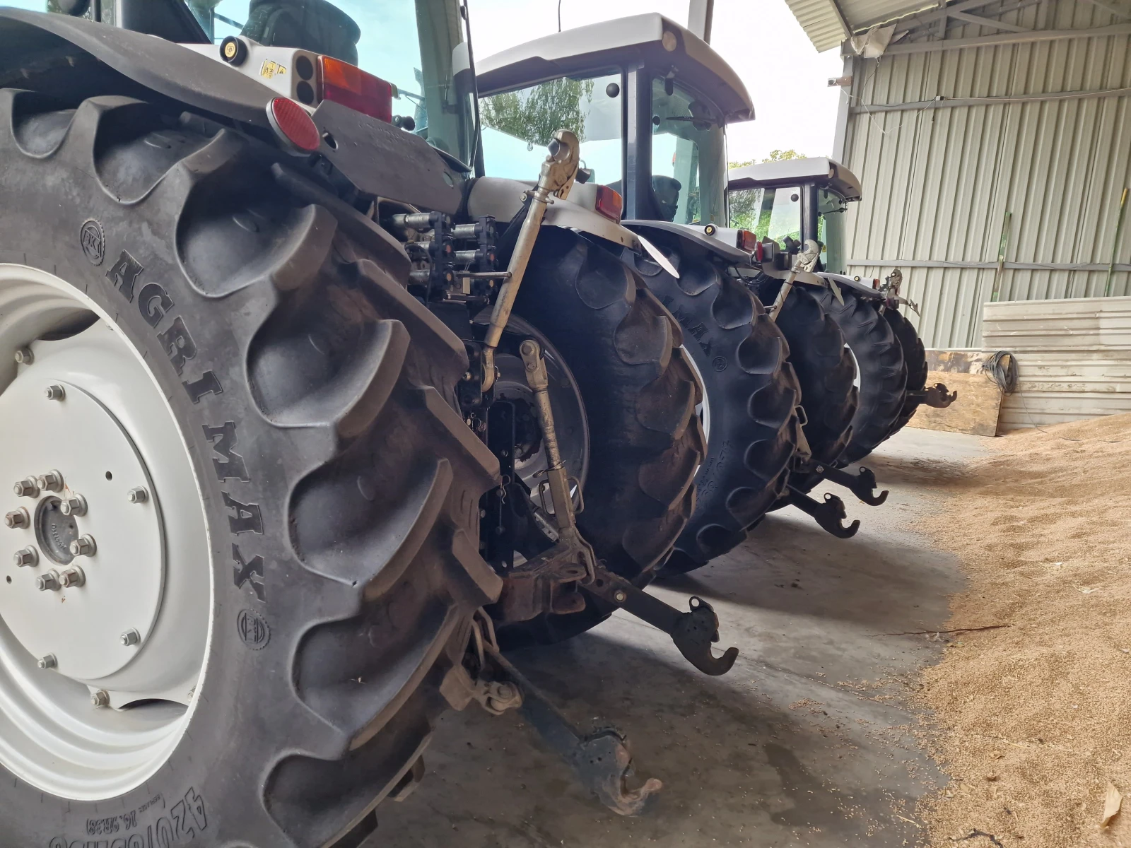 Трактор Deutz-Fahr R3.105, снимка 6 - Селскостопанска техника - 56137400