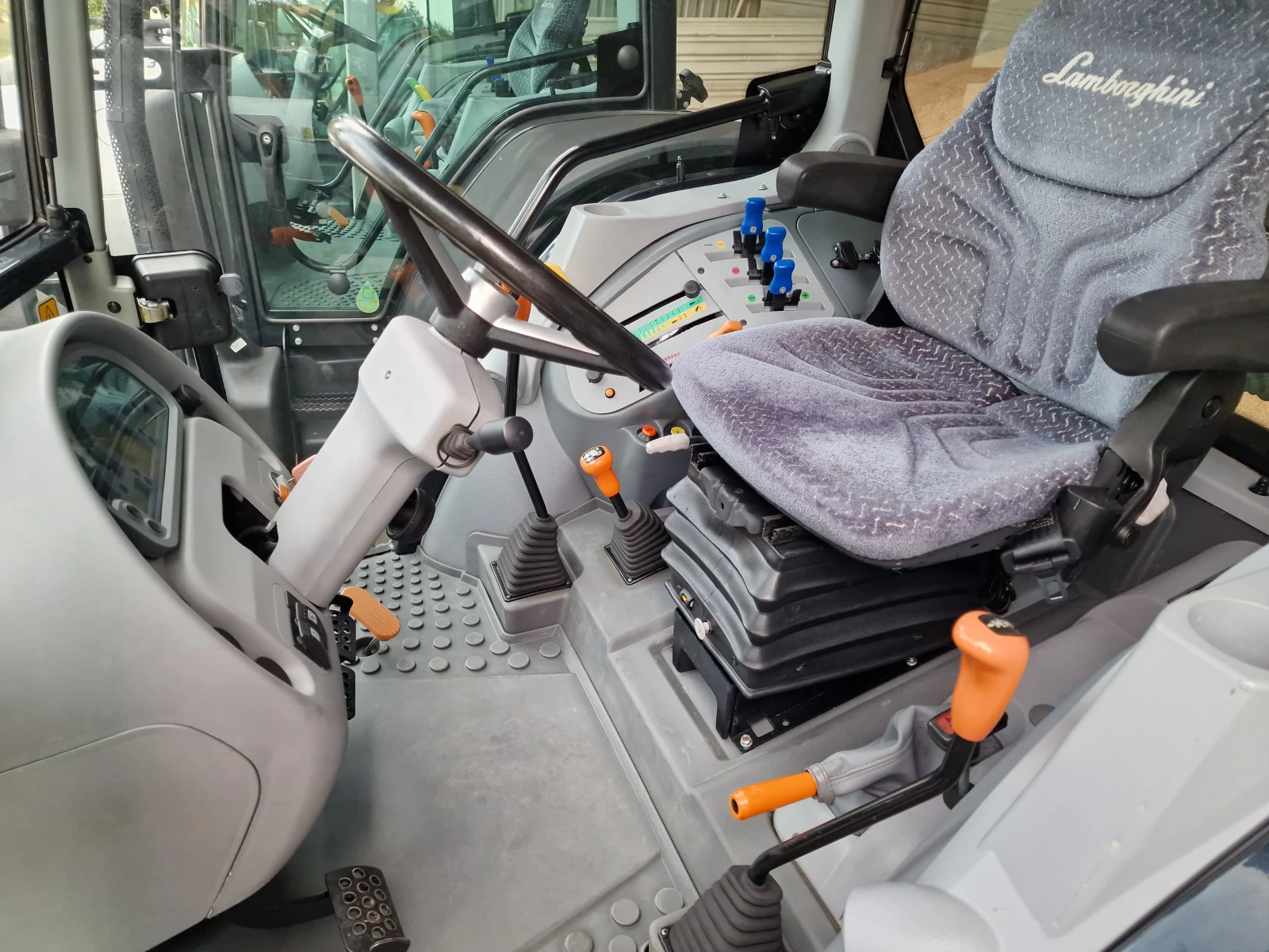 Трактор Deutz-Fahr R3.105, снимка 9 - Селскостопанска техника - 56137400