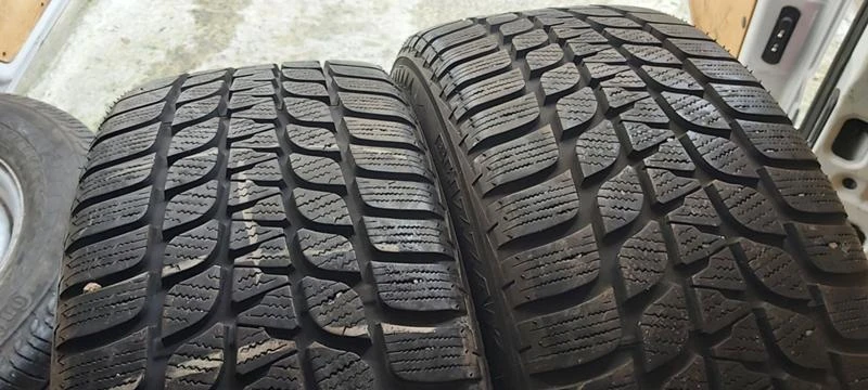 Гуми Зимни 225/45R18, снимка 3 - Гуми и джанти - 35148820