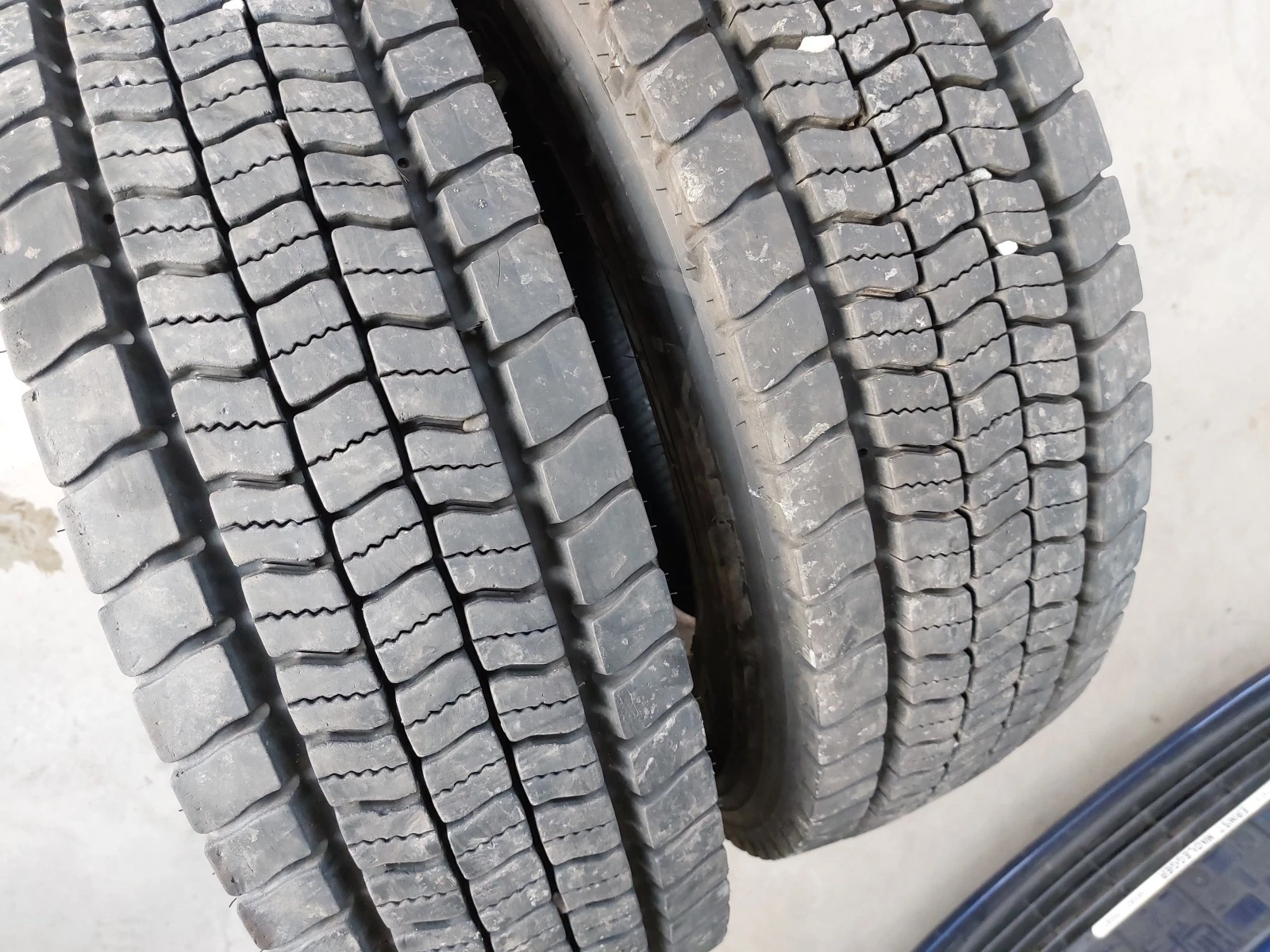 ���� 215/75R17.5 | Mobile.bg � ����������� 2