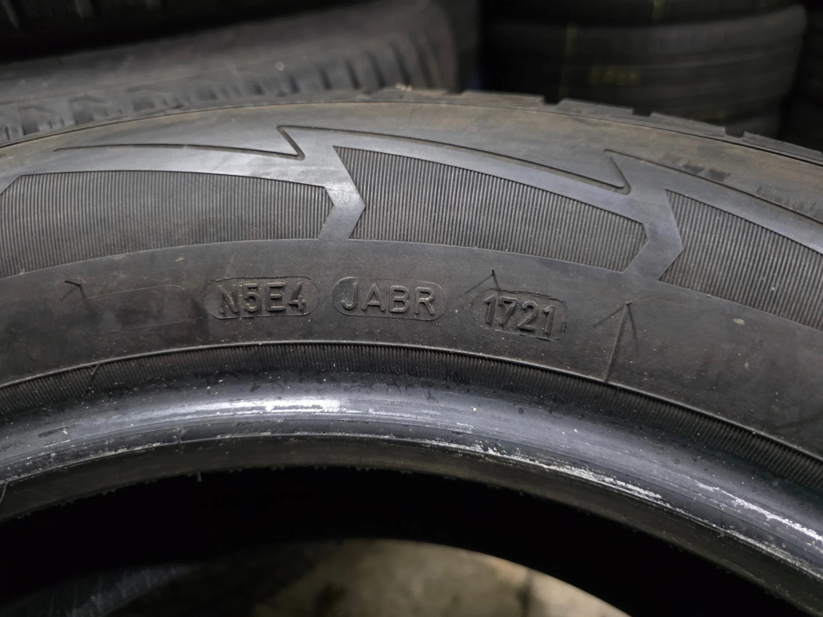 ���� 225/60R18 | Mobile.bg � ����������� 9