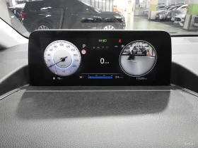 Hyundai Staria LOUNGE* 9SEATER* EKSTROV* 111000KM!!!!!, снимка 9