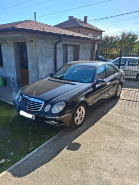 Mercedes-Benz E 220, снимка 1