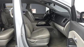 Kia Carnival ПОДГРЕВ ВОЛАН* КРАЙНА ЦЕНА, снимка 11