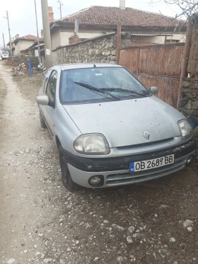 Renault Clio, снимка 1