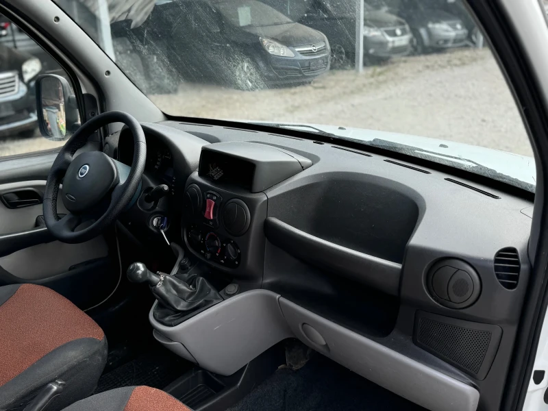 Fiat Doblo 1.3D MULTIJET, снимка 12 - Автомобили и джипове - 47310780