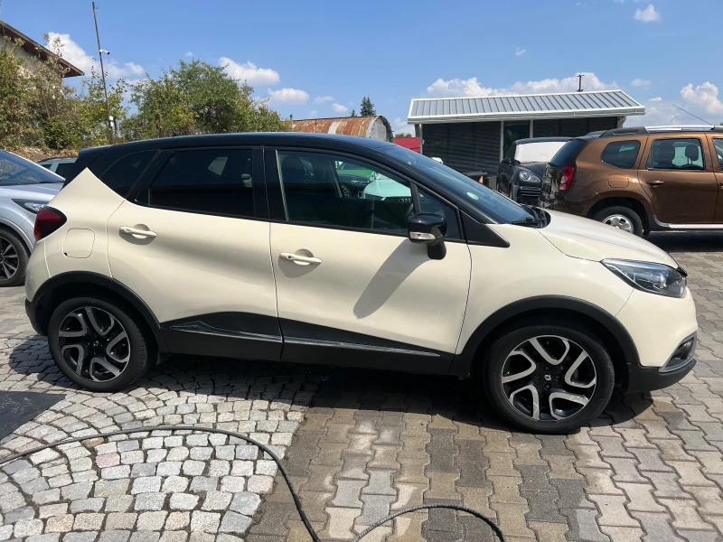 Renault Captur 1.5DCi, снимка 4 - Автомобили и джипове - 47404509