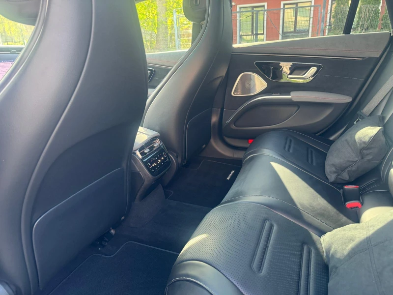 Mercedes-Benz EQS AMG 53 4MATIC+ 20 000лв първоначална вноска, снимка 7 - Автомобили и джипове - 51303112