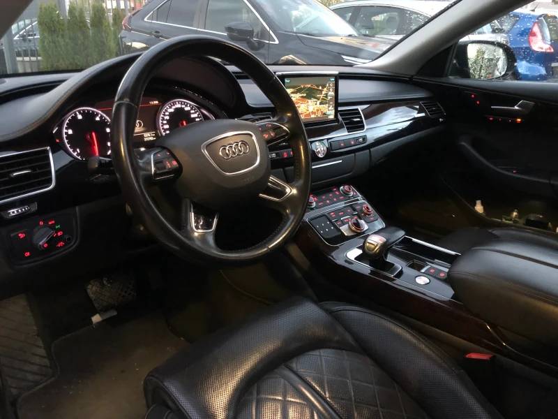 Audi A8 1-Собственик-MATRIX-262k.s-Distronik-ЛИЗИНГ!!!, снимка 8 - Автомобили и джипове - 50123544