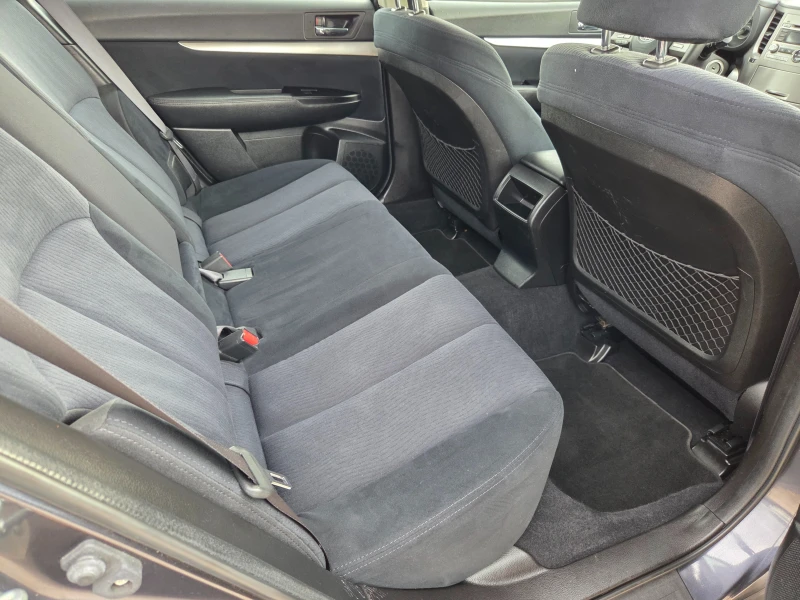 Subaru Outback 2.5i AWD Facelift Швейцария   , снимка 9 - Автомобили и джипове - 50894098