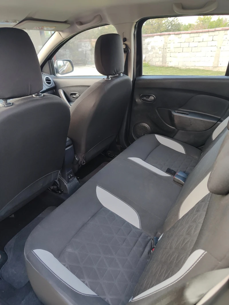 Dacia Sandero Stepway LPG, снимка 8 - Автомобили и джипове - 52592324
