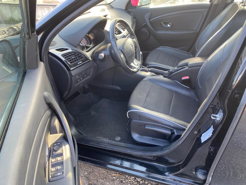 Renault Fluence 1.5 DCI AUTOMAT, снимка 8 - Автомобили и джипове - 52866754