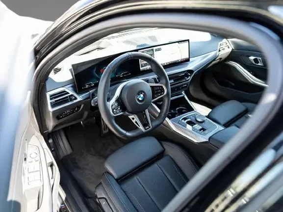 BMW 330 d xDrive = M-Sport = Гаранция, снимка 5 - Автомобили и джипове - 54854159