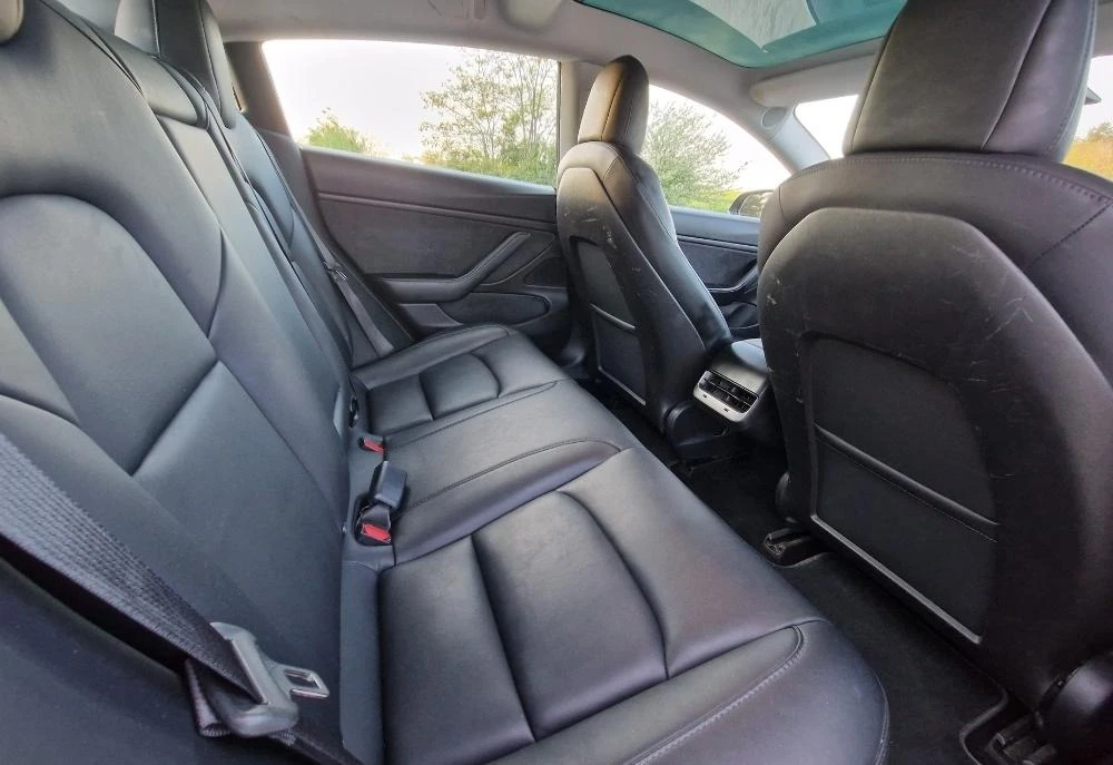 Tesla Model 3  44   | Mobile.bg   11