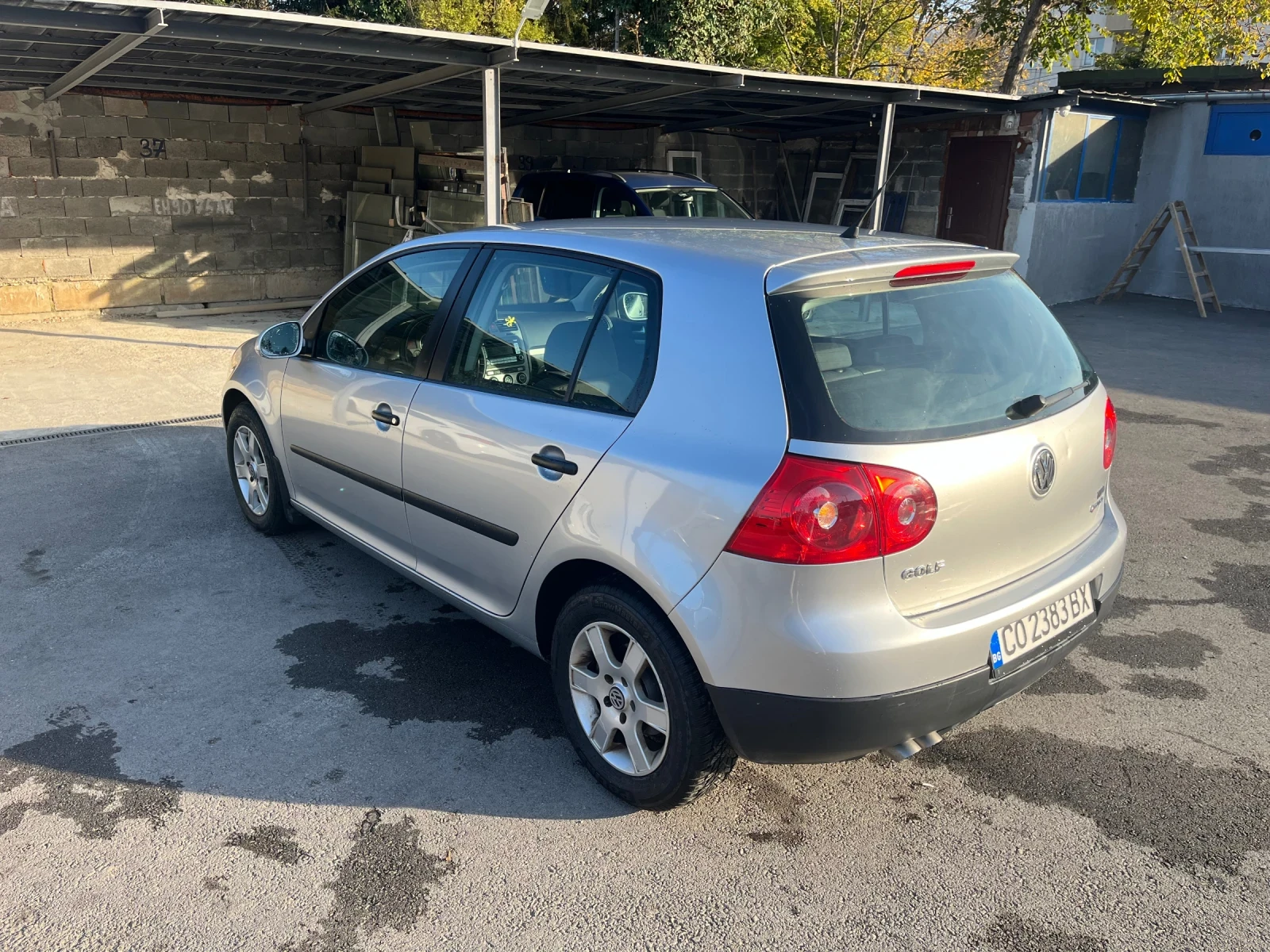 VW Golf 1.9 TDI 105hp 4MOTION - изображение 2