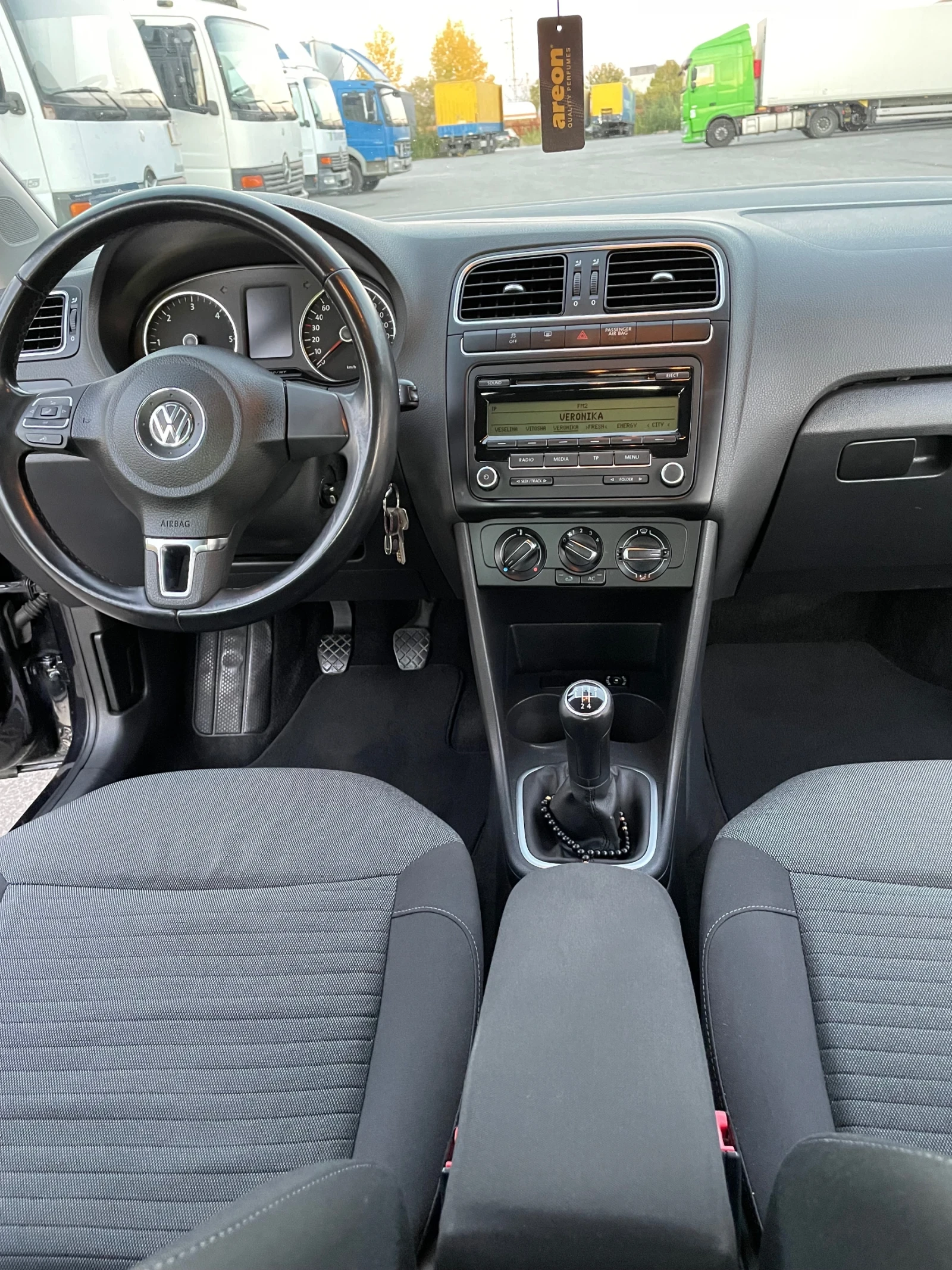 VW Polo 1.6TDI 90k. | Mobile.bg   11