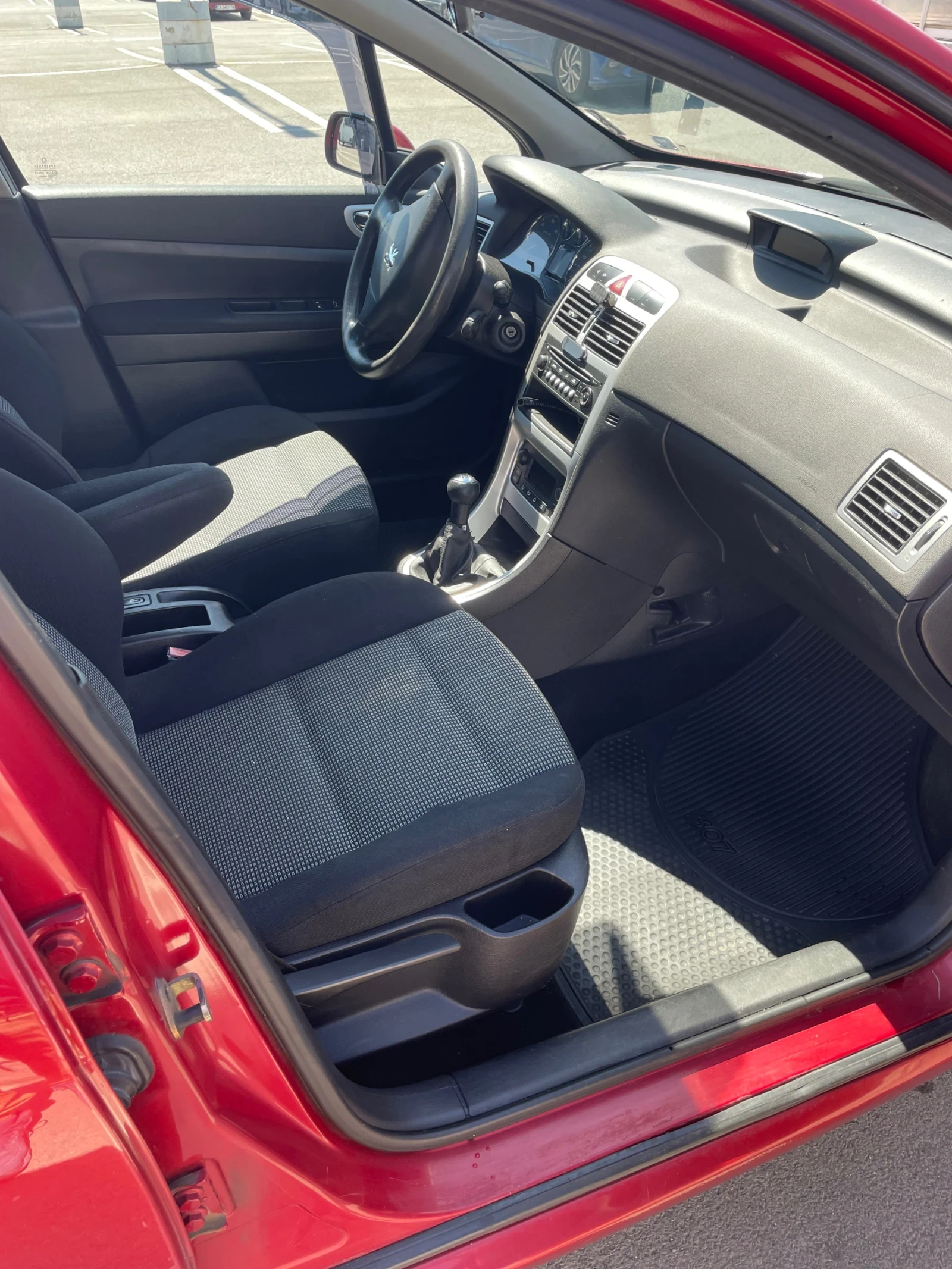 Peugeot 307 SW - изображение 7