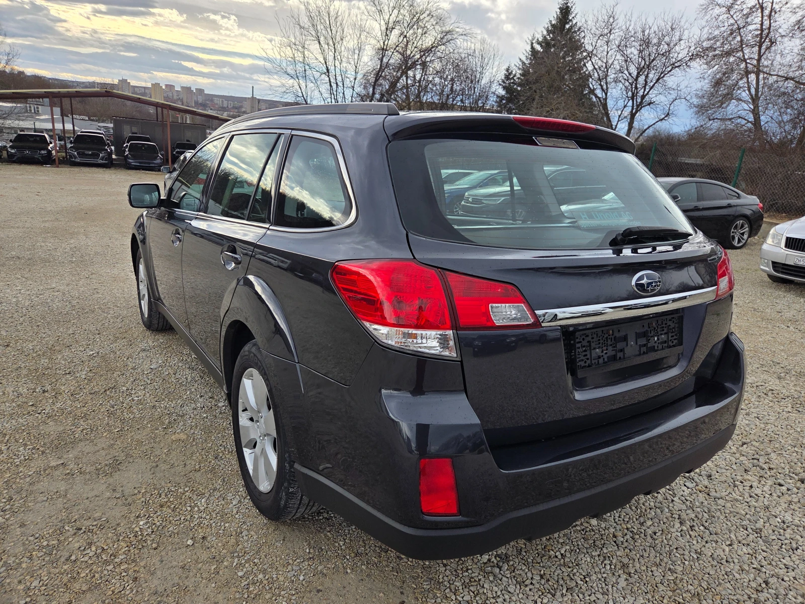 Subaru Outback 2.5i AWD Facelift Швейцария    - изображение 6