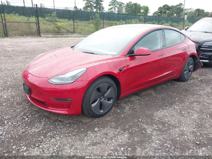 Tesla Model 3 U  U UX All Wheel Drive - изображение 2