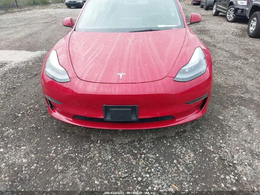 Tesla Model 3 U  U UX All Wheel Drive - изображение 4